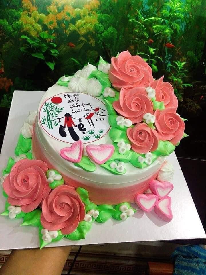 Cường Cake's Hạ Long - Món quà ý nghĩa tặng bố mẹ .... 🎂🎂🎂🎂🎂🎂🎂🎂  Đừng quên ngày sinh nhật của bố mẹ nhé.. 👉 Ib em để đặt chiếc bánh đẹp và